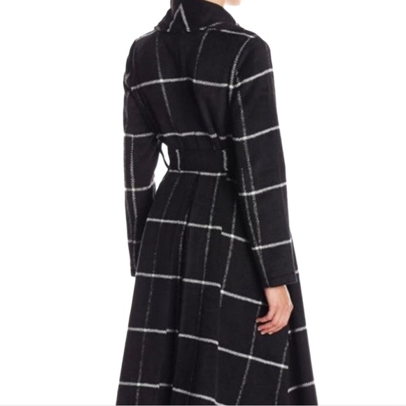 BB Dakota Black & White Braylee Coat - Picture 2 of 3